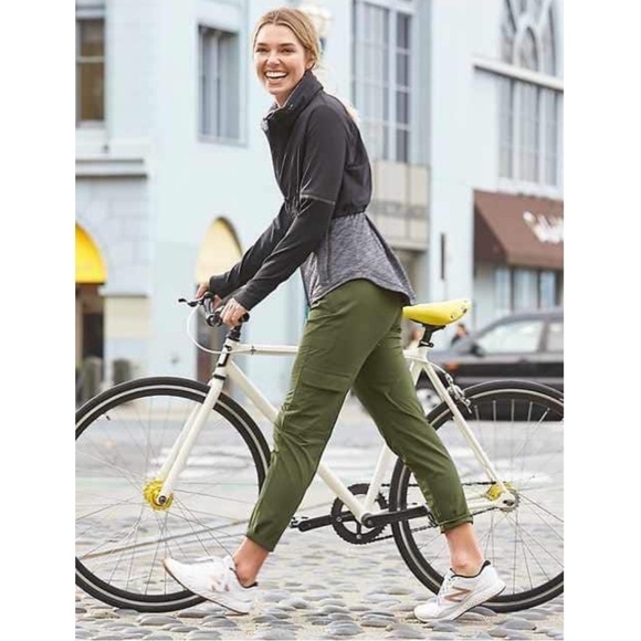 ATHLETA CHELSEA DARKER FOREST GREEN UTILITY PANTS SIZE 0 - Picture 1 of 11